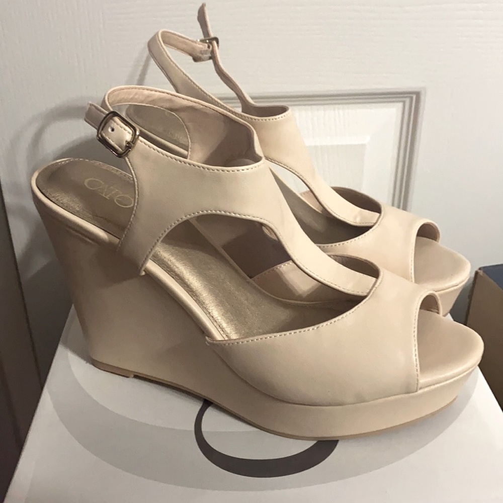 Women’s Wedge! Never worn!